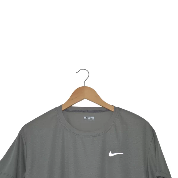 Camiseta Dry-Fit Nike Cinza - Image 4